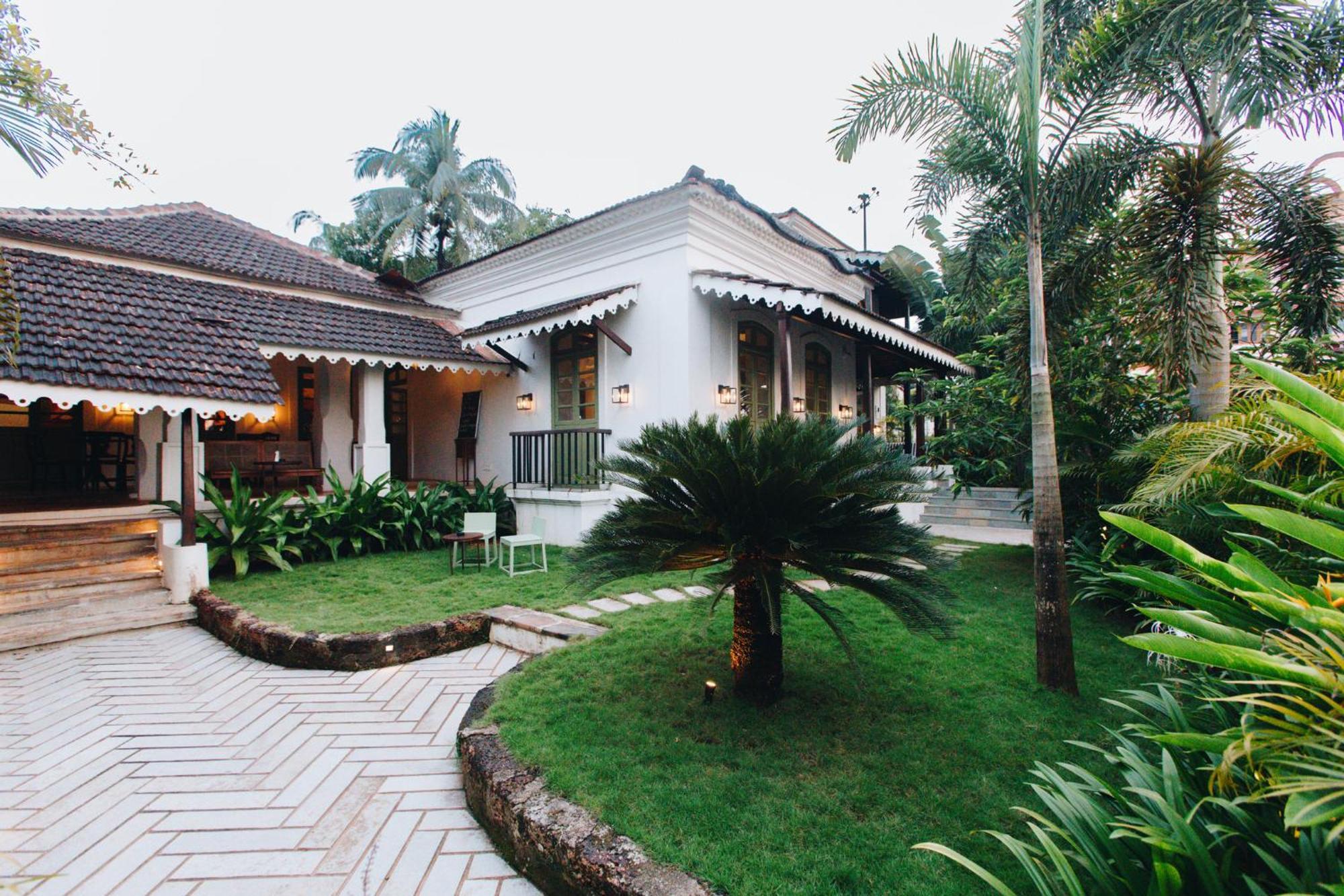 Hotel The Project Cafe Aldona Esterno foto